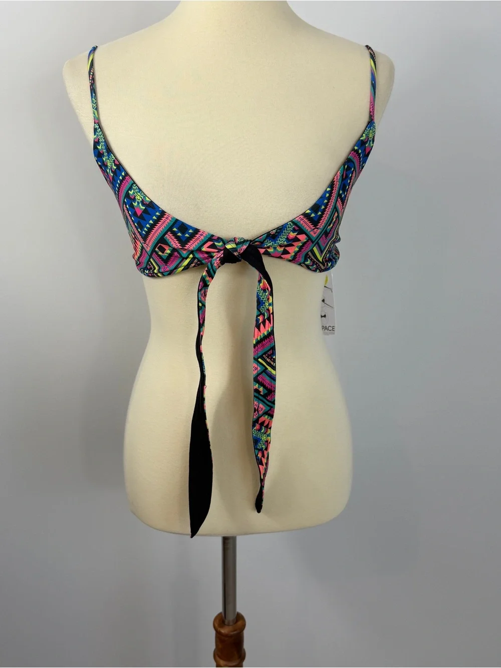 L*Space Reversible Black To Multicolor Aztec Wrap Tie Swimwear Bikini Top XS NEW